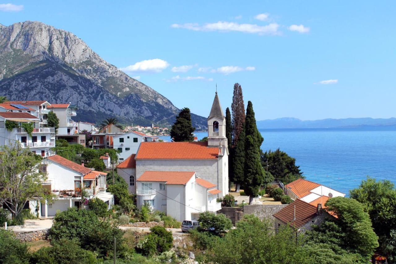 Apartments By The Sea Brist, Makarska - 11078 Exterior foto