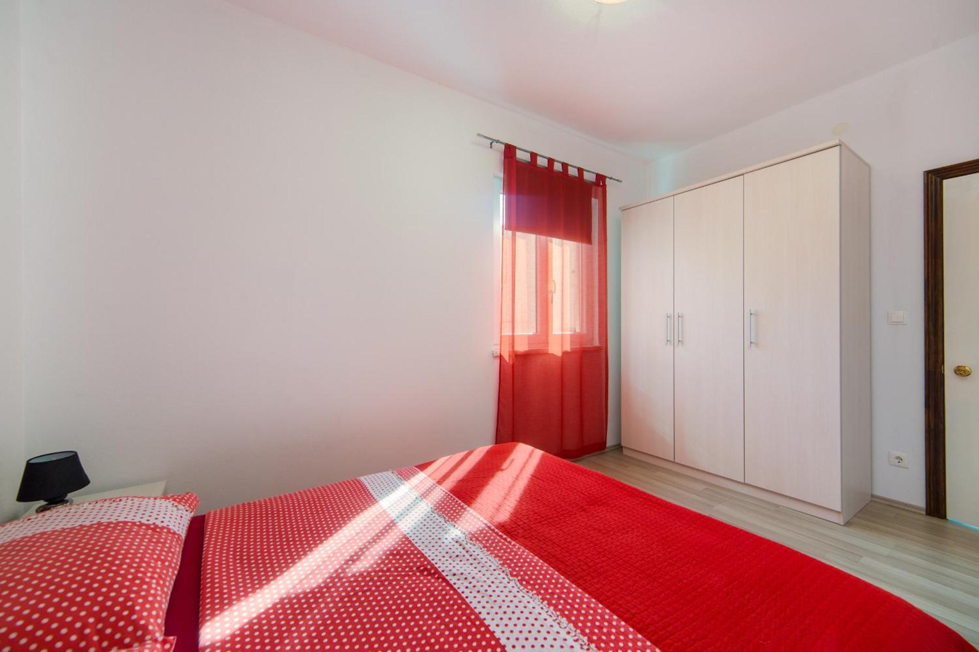 Apartments By The Sea Brist, Makarska - 11078 Quarto foto